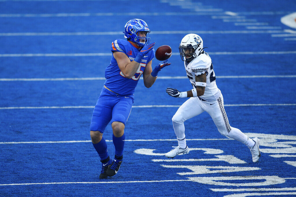 7. John Bates (Sr., Boise St., 6-5, 250)